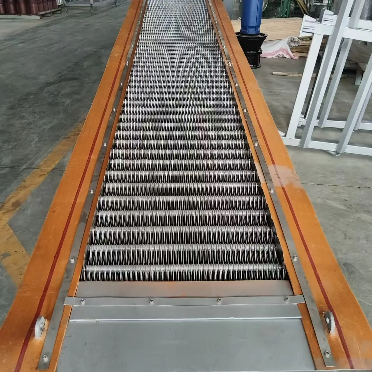 mechanical grille.jpg