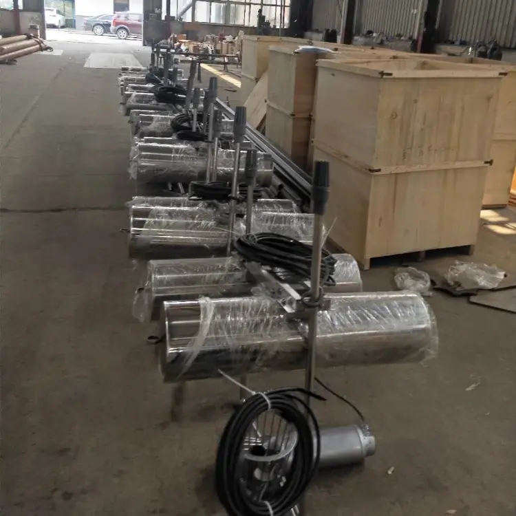 Stainless steel submersible push flow aerator