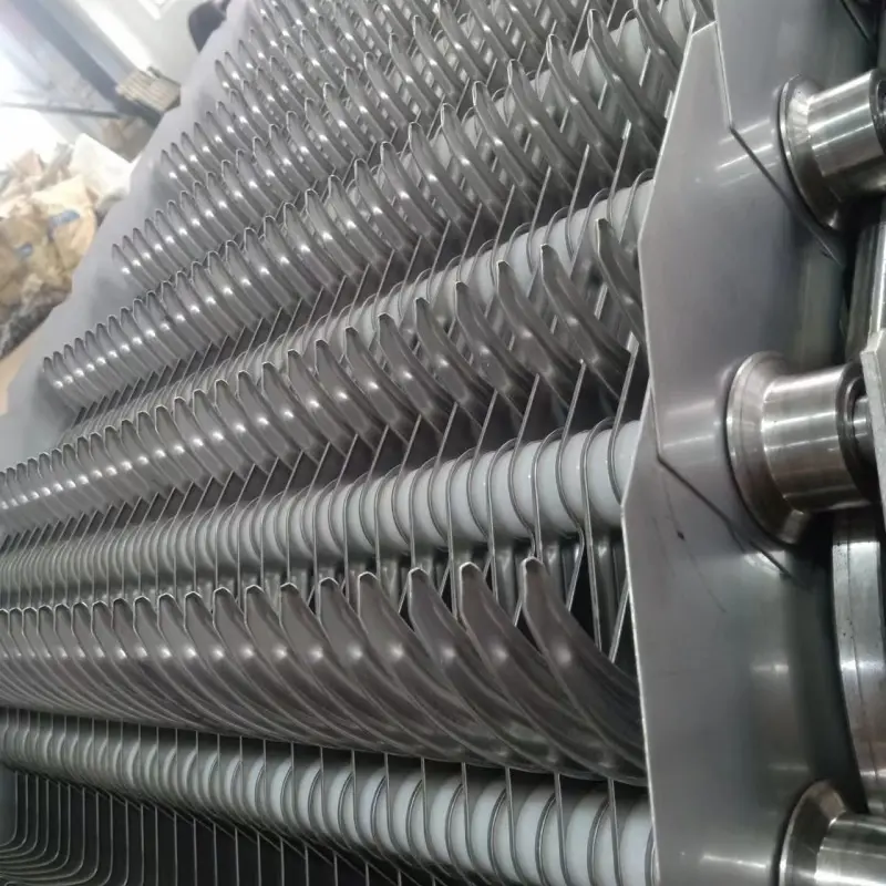 Rotary solid-liquid separator