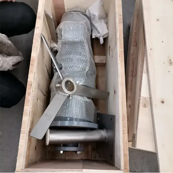 Vertical shaft paddle mixer