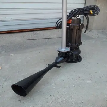 Deepwater self-priming submersible jet aerator for river management